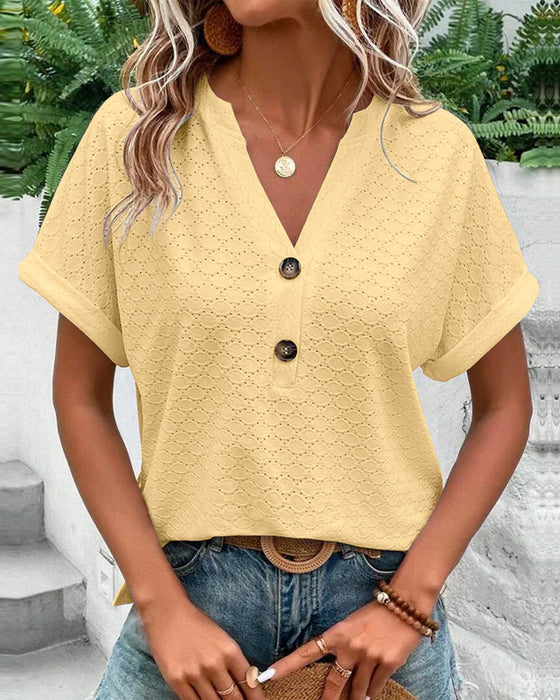 Damesblouse met korte mouwen, V-hals en knopen | Met reliëfstructuur