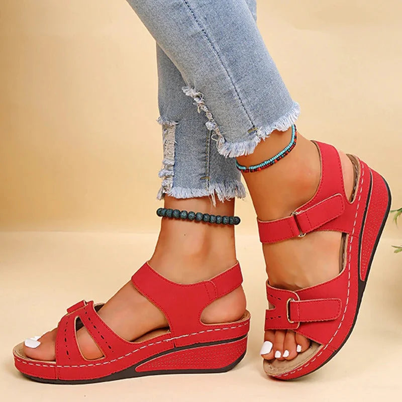 Anatomische orthopedische platformsandalen voor comfortabel gebruik de hele dag door