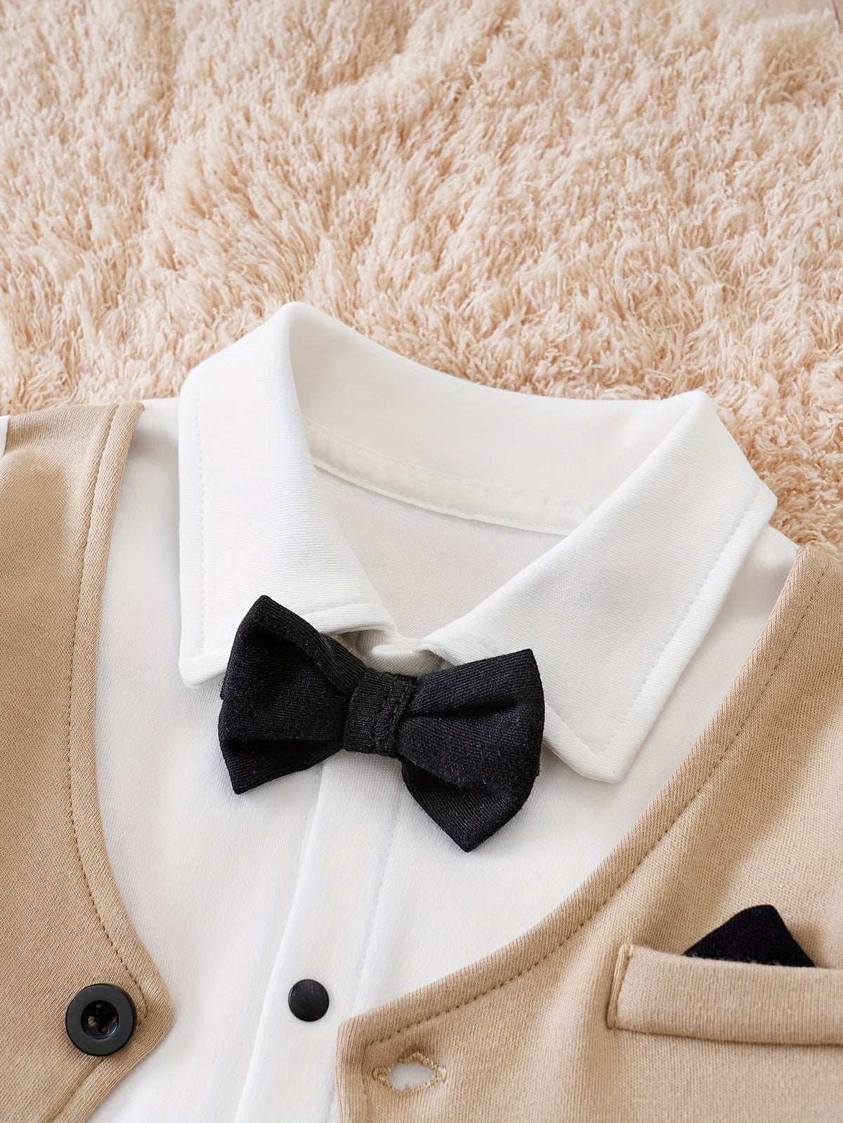 Babyromper met vlinderdas
