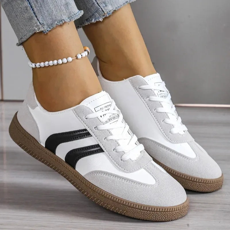 Casual damessneakers met veters