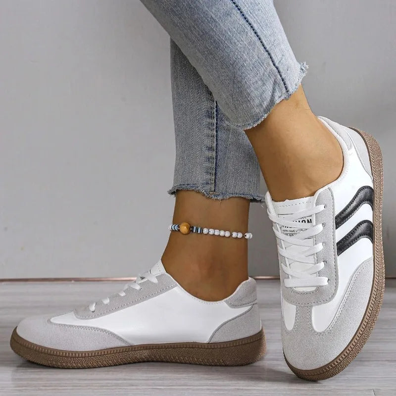 Casual damessneakers met veters