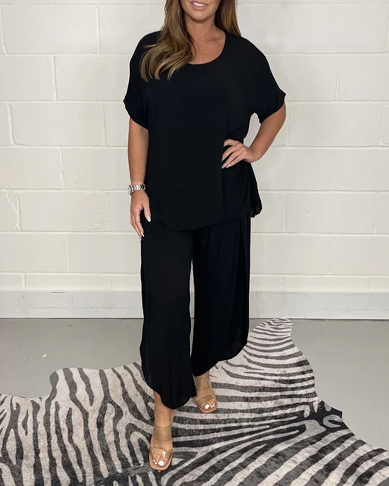 Comfortabel en relaxed tweedelig pak in effen kleur