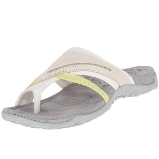Comfortabele sandalen met gekruiste bandjes