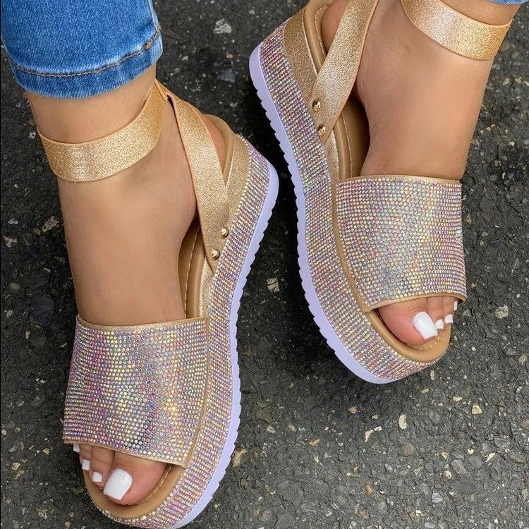 Dames plateau sandalen met strass-details
