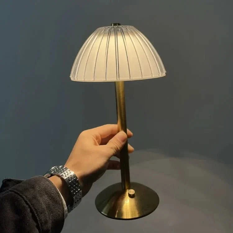 Draadloze oplaadbare led-tafellamp van kristal