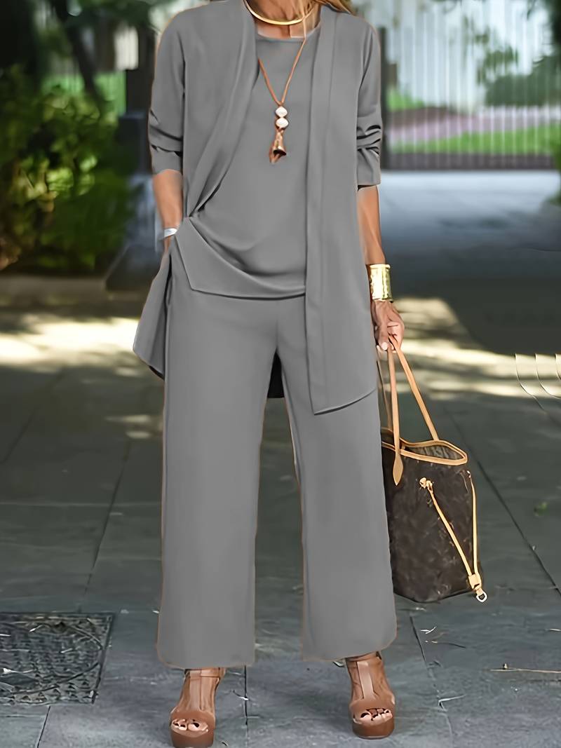 Driedelige dames-set met broek in comfortabel design