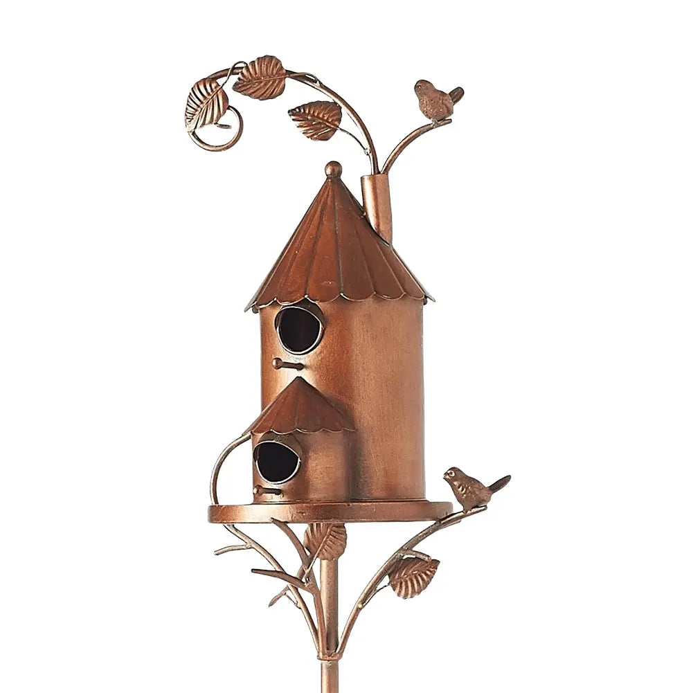 Elegant vogelhuisje op staaf voor tuin en terras