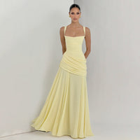 Elegante, effen figuuraccentuerende jurk voor dames
