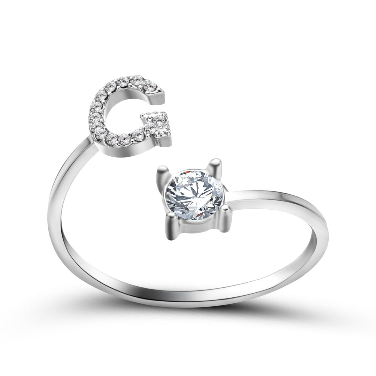 Elegante ring met initialen om herinneringen levend te houden
