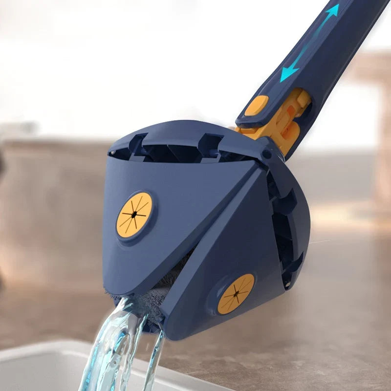 Flexibele driehoekige mop met wringsysteem