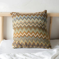Gebreide boho kussenhoes met zigzagpatroon