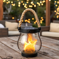 Hangende solarlantaarn met vlameffect – waterdichte tuinverlichting voor buiten