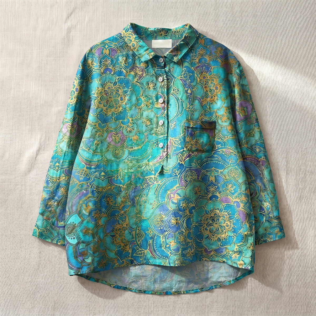 Lichte damesblouse met bloemenprint – ademende top in relaxed fit