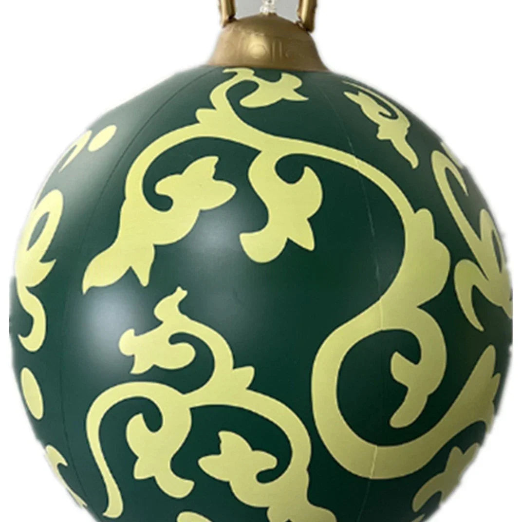 Opblaasbare grote kerstbal voor buitendecoratie tijdens de feestdagen