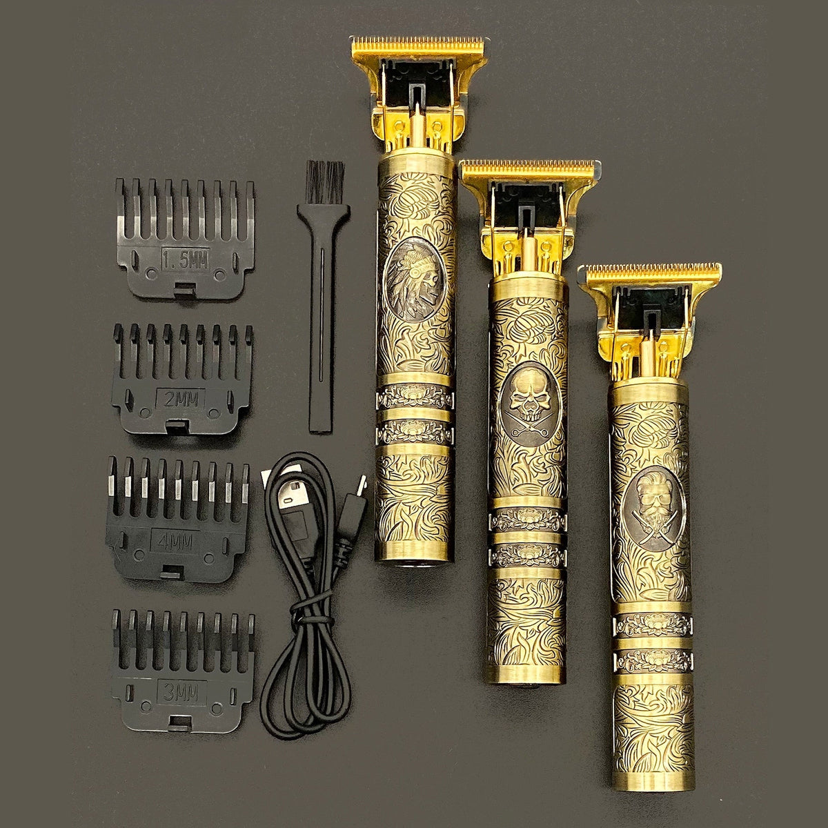 Vintage Trimmer Met Doodskop - Oplaadbaar Inclusief Opzetkammen