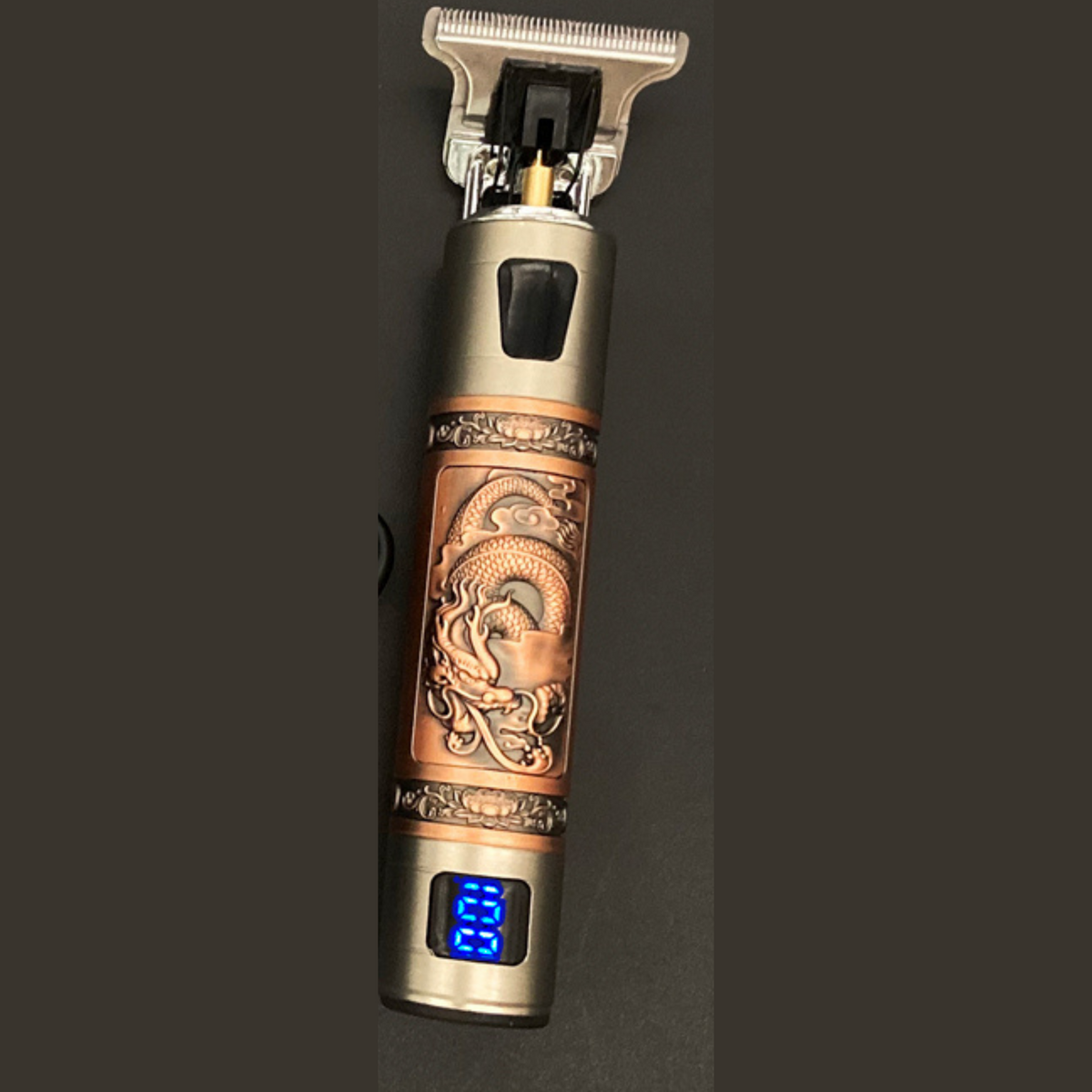 Vintage Trimmer Met Doodskop - Oplaadbaar Inclusief Opzetkammen