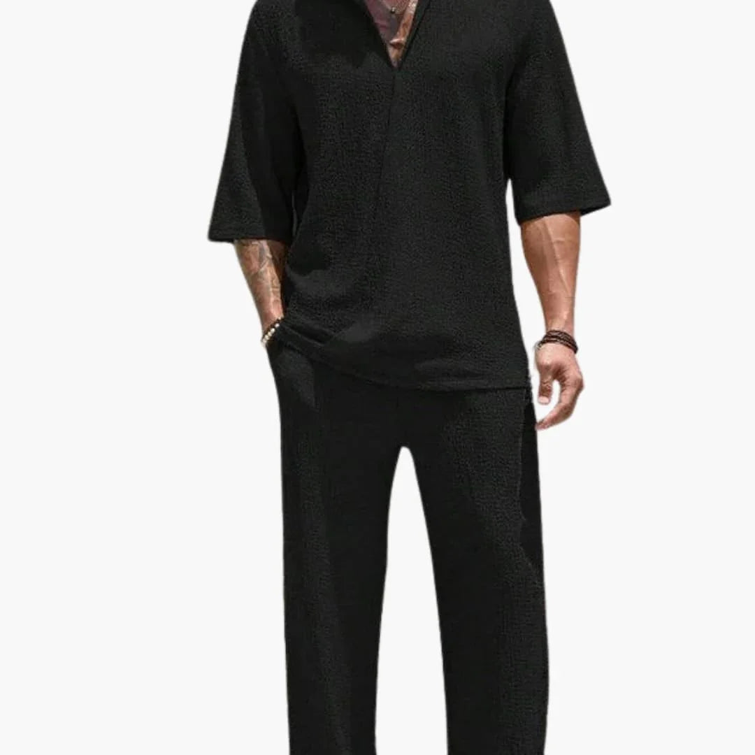 Zomerse set voor heren met overhemd met korte mouwen en broek met elastische tailleband